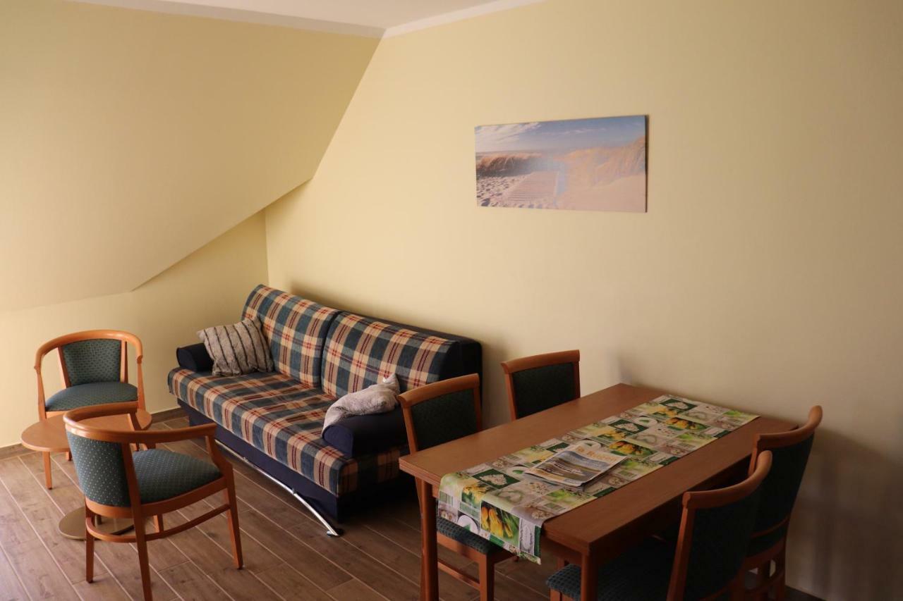 Loui'S Fewo Wiek Wiek auf Rügen Exterior foto